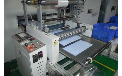 车载充电器散热硅胶垫片：提升设备稳定性的关键材料